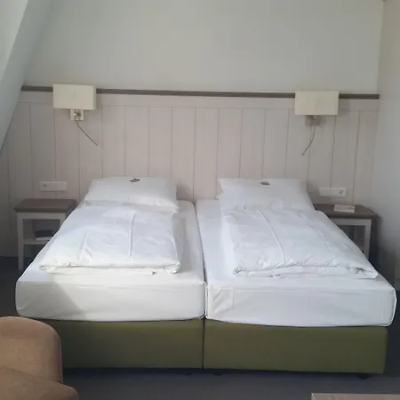 Ringhotel Margarete Otel Waren (Mueritz)